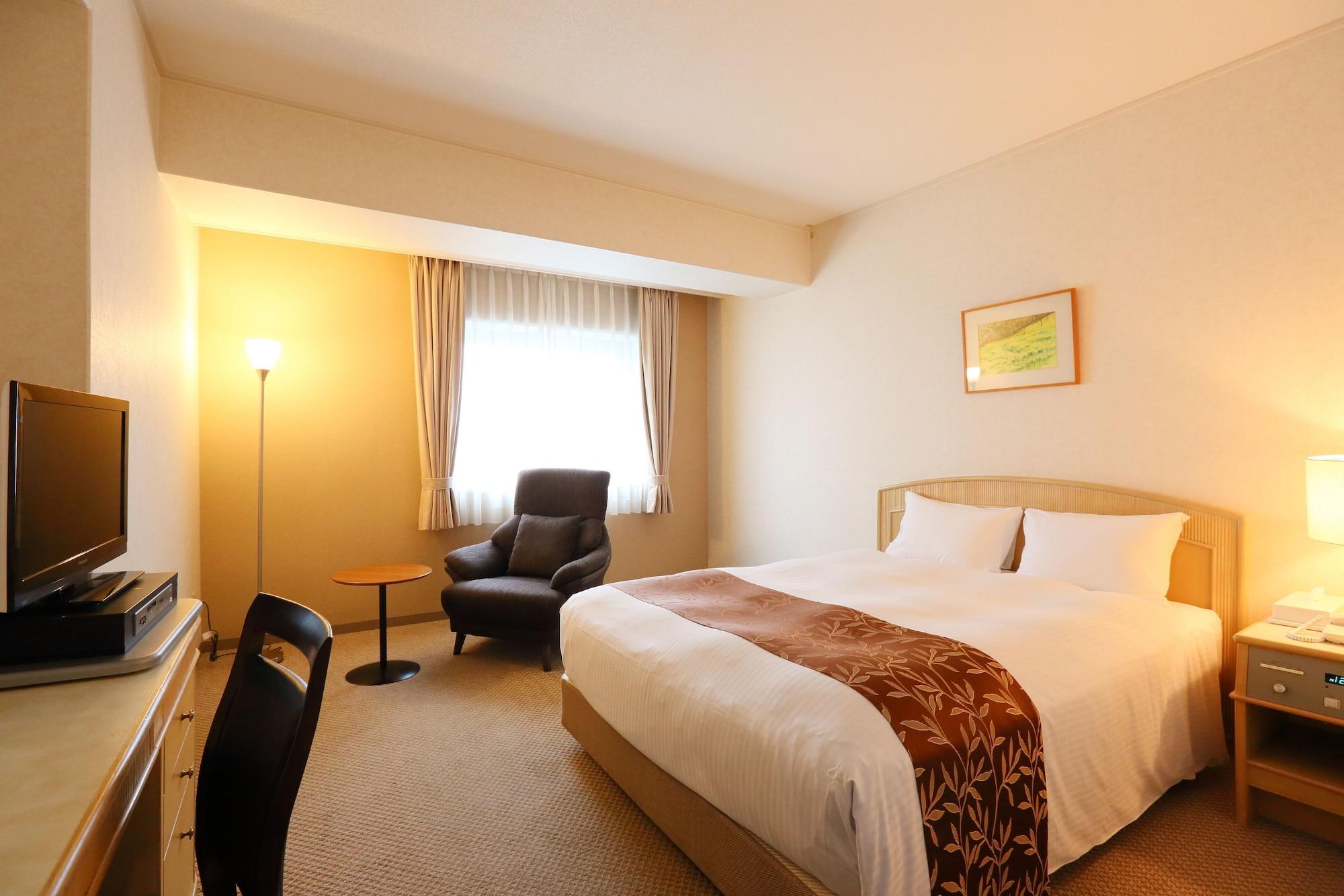 Hotel Hiroshima Garden Palace Екстериор снимка