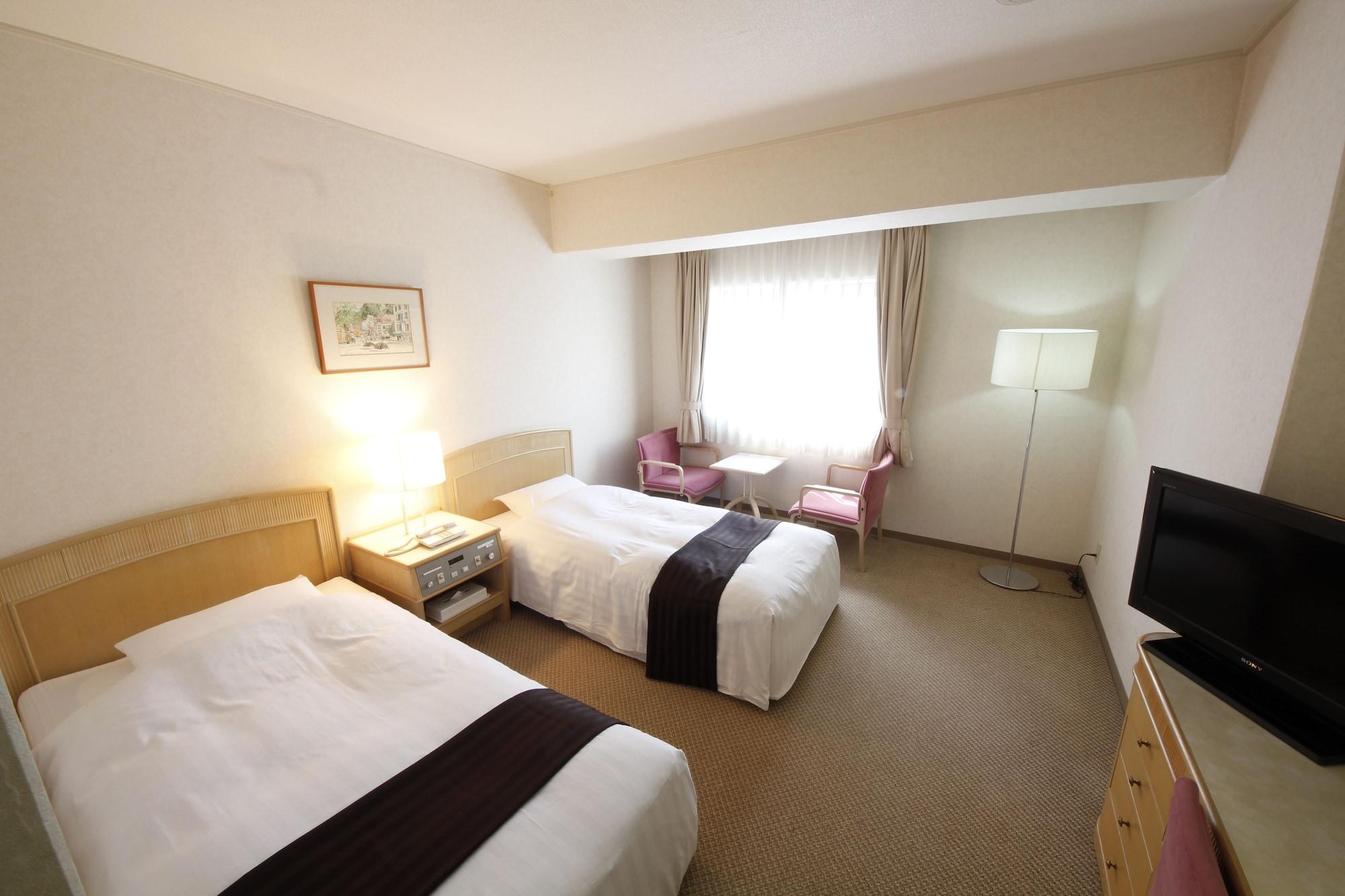 Hotel Hiroshima Garden Palace Екстериор снимка