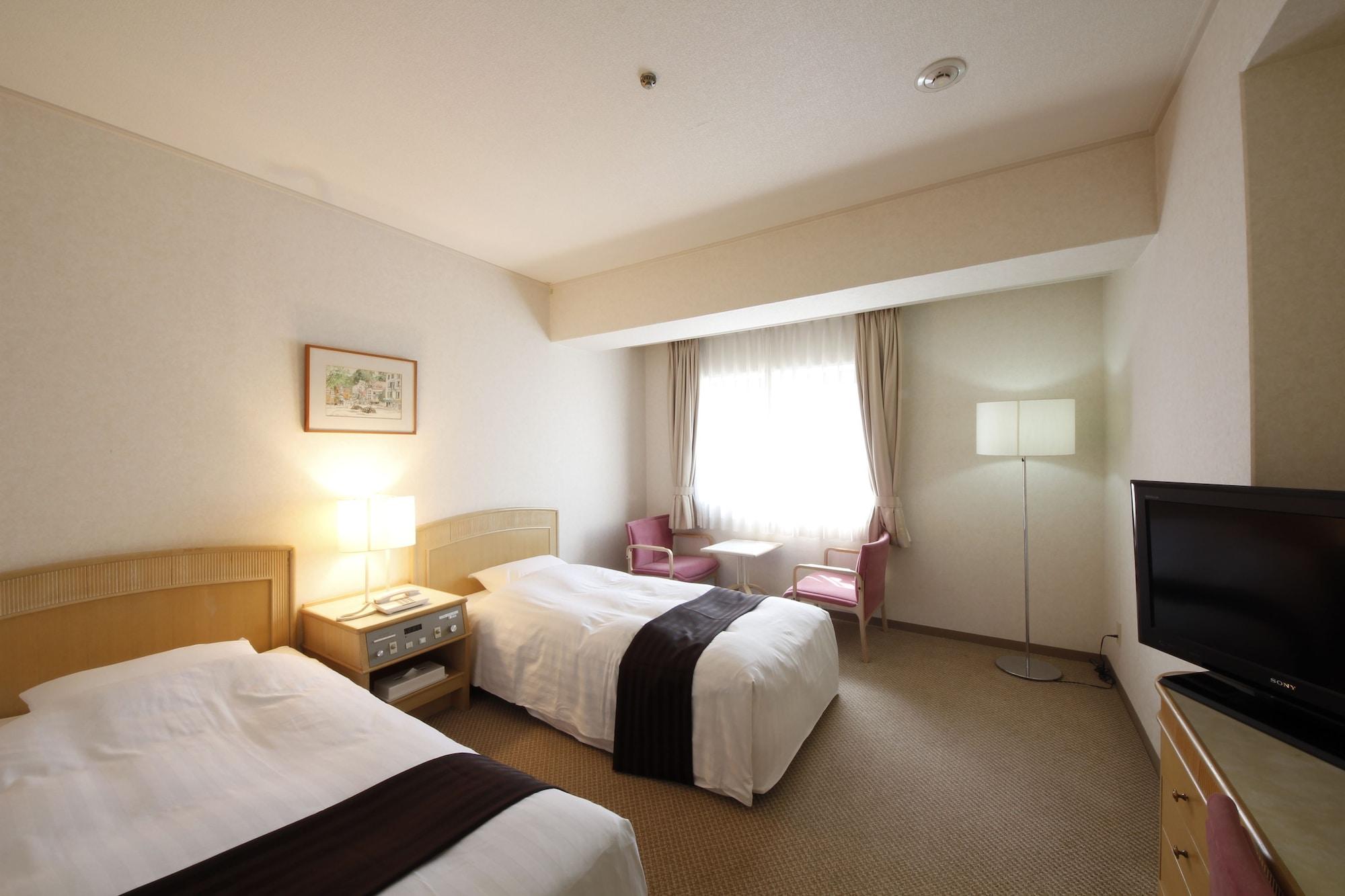 Hotel Hiroshima Garden Palace Екстериор снимка