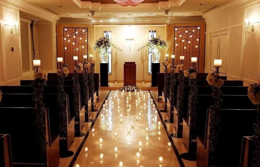 Hotel Hiroshima Garden Palace Екстериор снимка